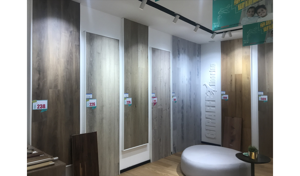 180㎡門店實(shí)景展示1